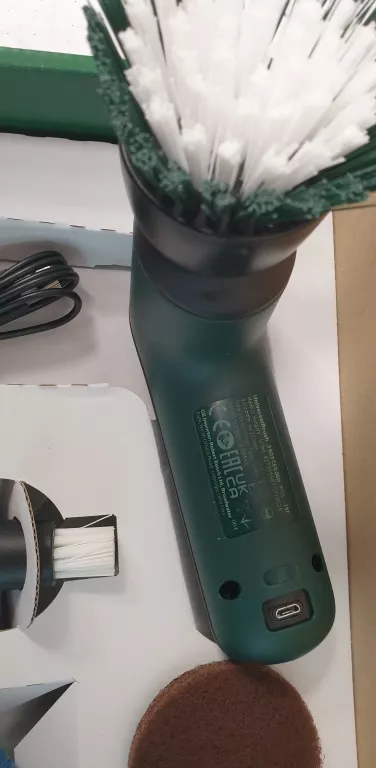 elektryczna-szczotka-bosch-universal-brush-36-vpudelko-kod-producenta-06033e0000