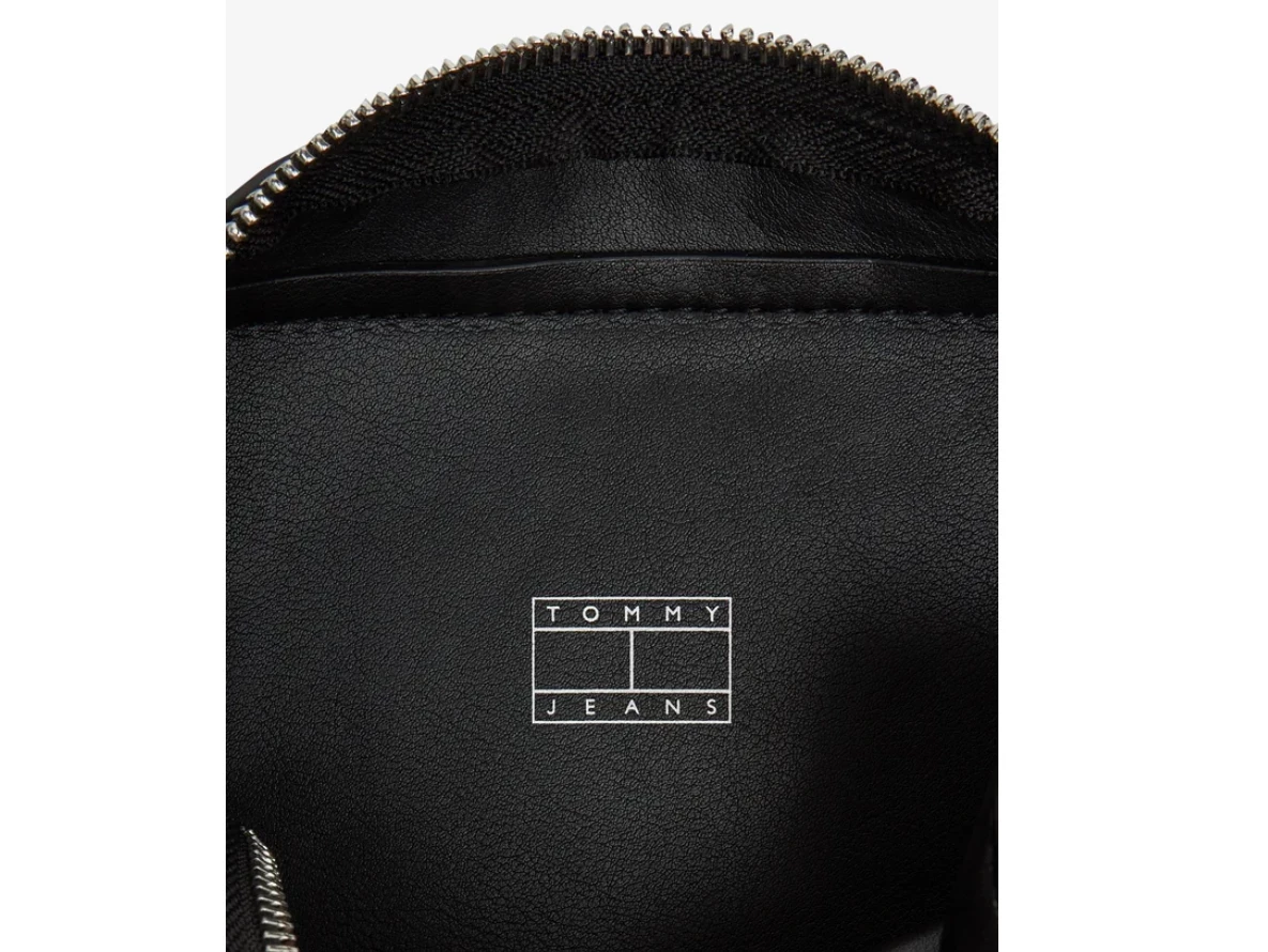 torebka-tommy-jeans-tjw-ess-must-camera-bag-aw0aw16964-czarny-wielkosc-715-1