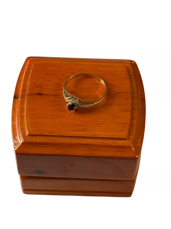 zloty-pierscionek-585-kamien-17088-128