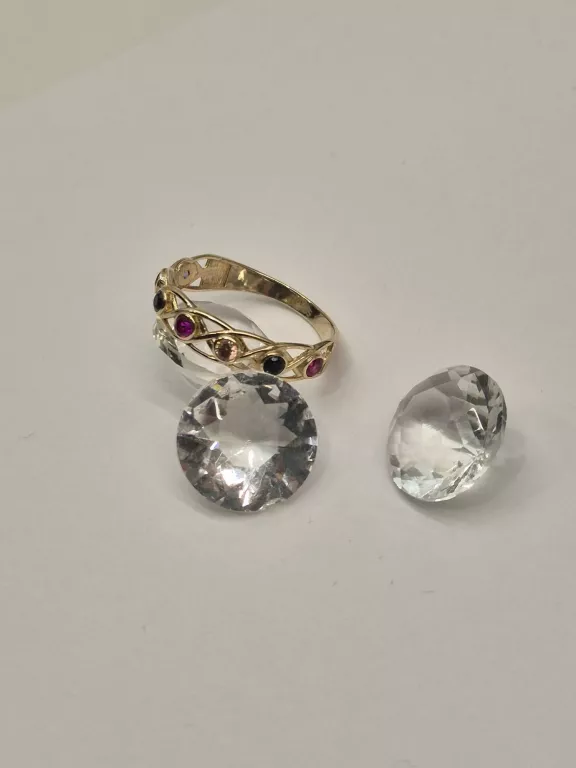 PIĘKNY ZŁOTY PIERCIONEK 585 1,70GR