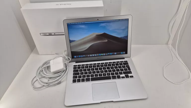 laptop-apple-macbook-air-13-cali-18-ghz-intel-core-i5-8gb121gb-ean-gtin-190198462985