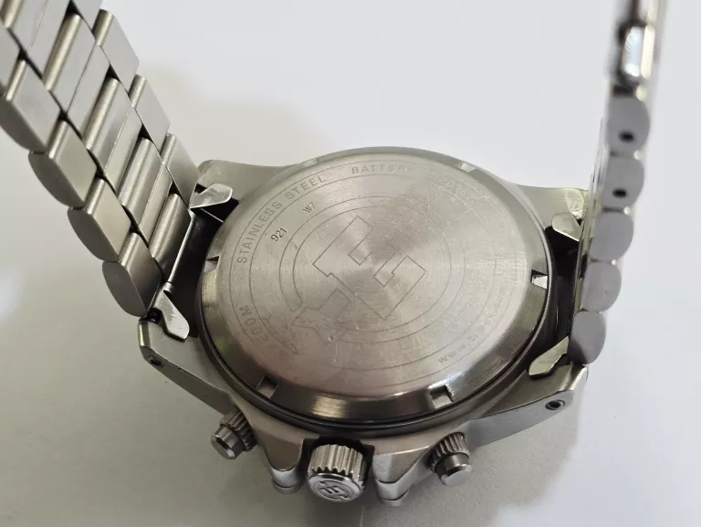 zegarek-timex-expedition-t49799-material-paska-129219-3