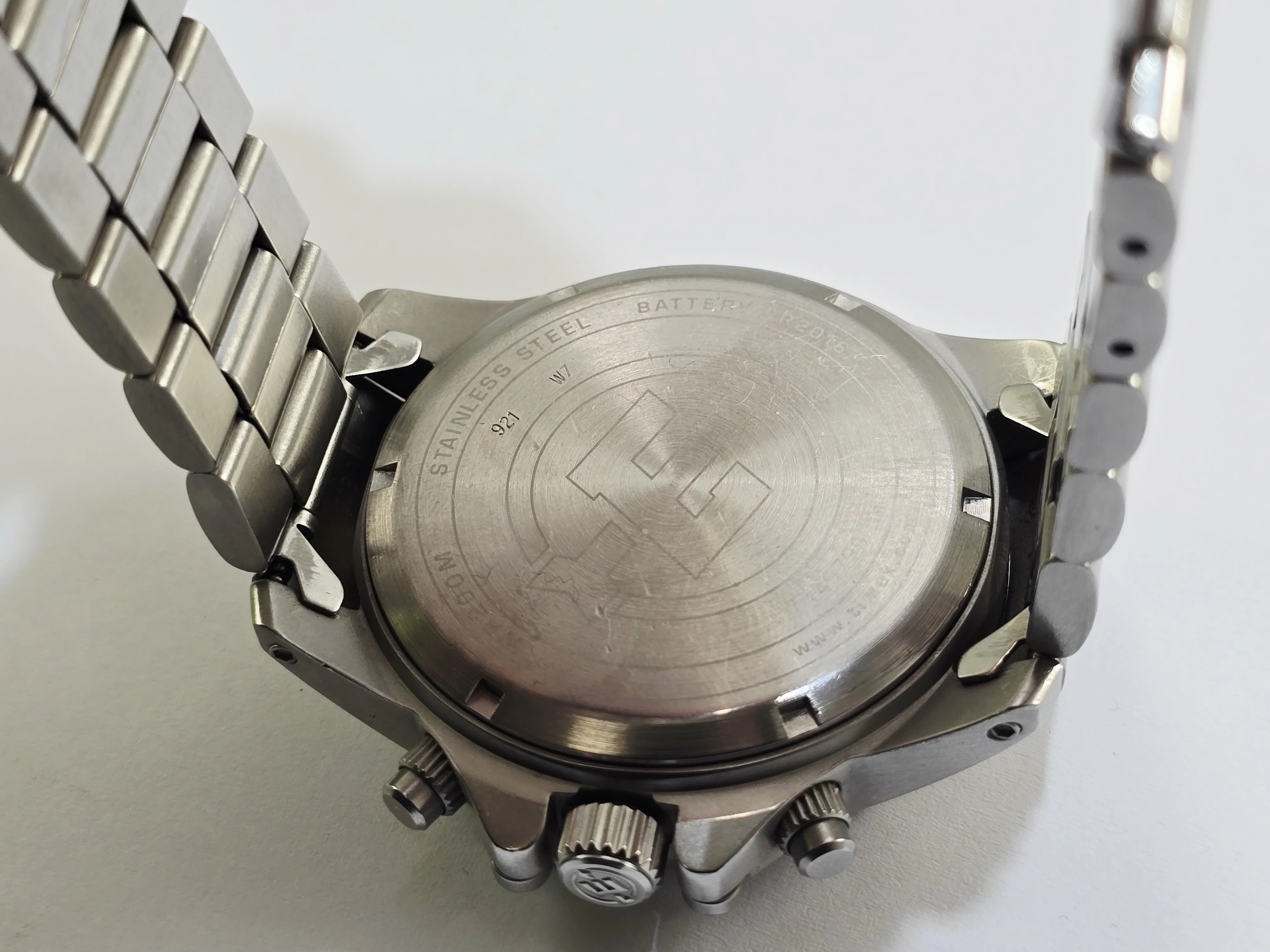 zegarek-timex-expedition-t49799-material-paska-129219-3