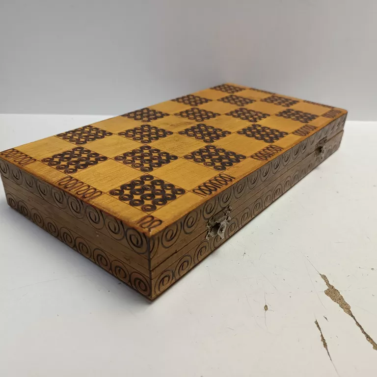 STARE SZACHY DREWNIANE