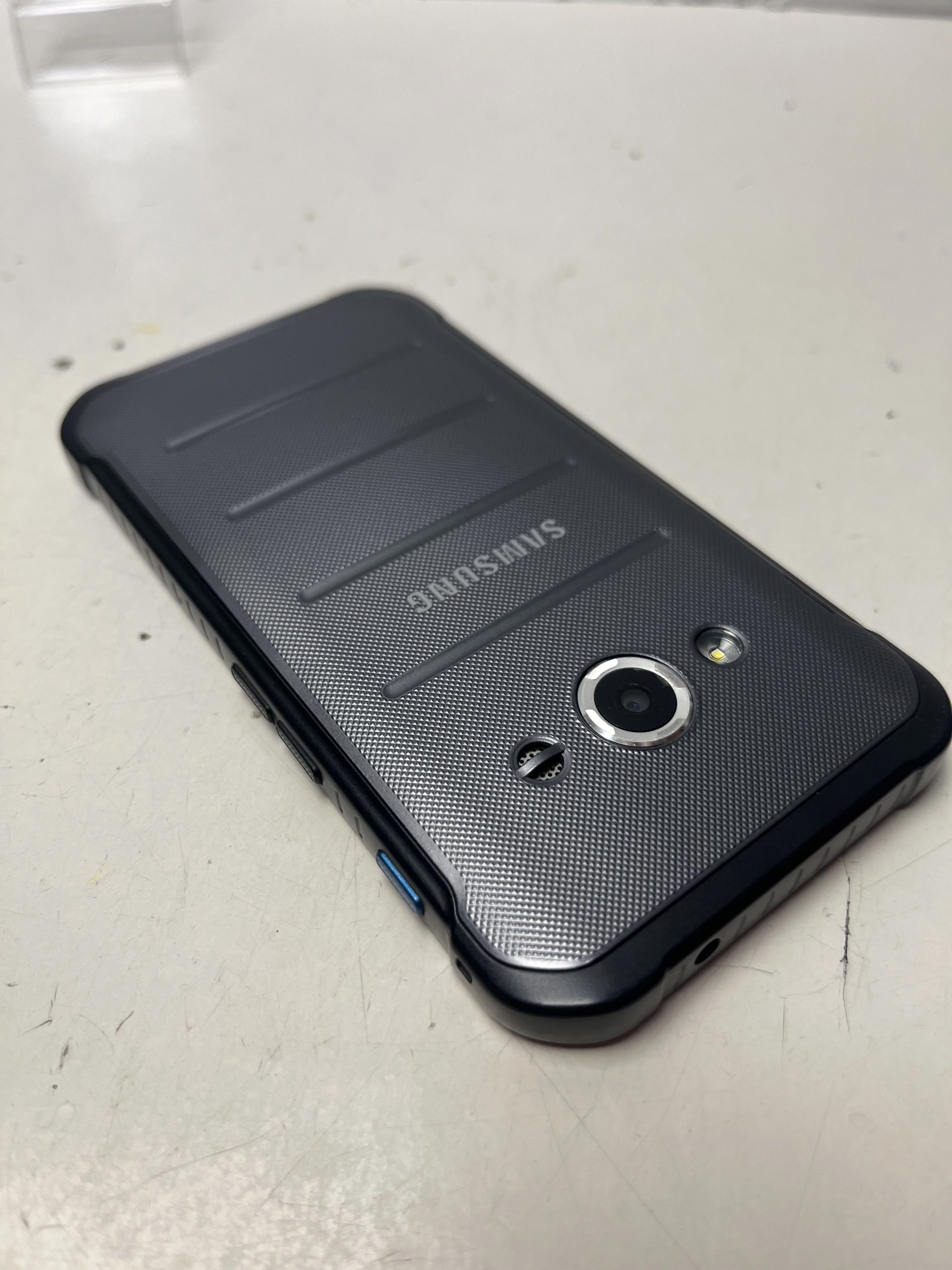 telefon-samsung-galaxy-xcover-3-opis-przekatna-ekranu-450