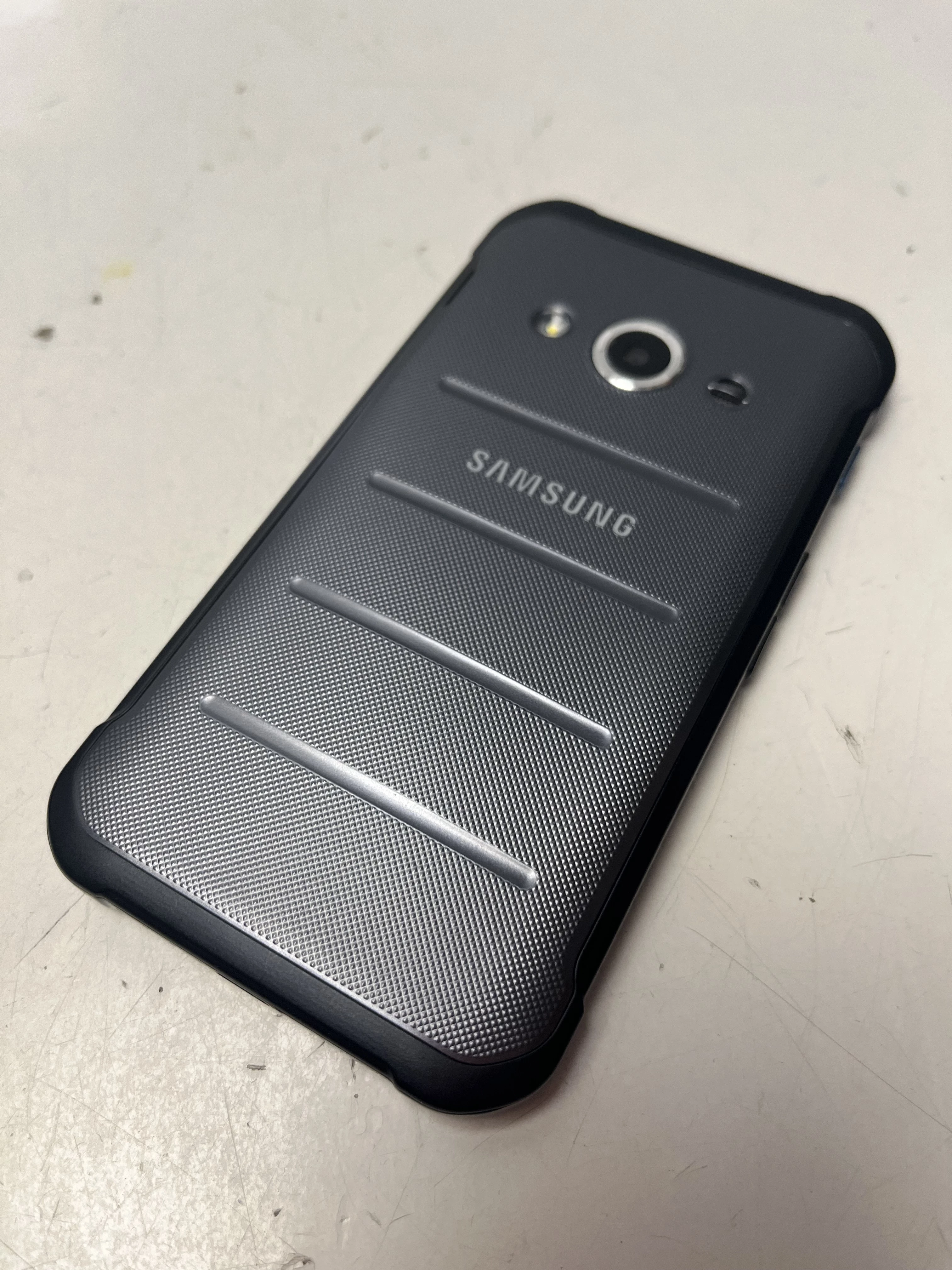 telefon-samsung-galaxy-xcover-3-opis-typ-202685-212929