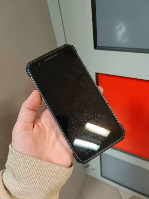 TELEFON HAMMER CONSTRUCTION 6/128GB