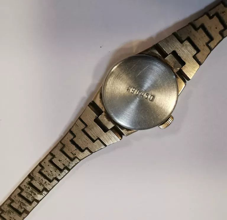 ZEGAREK CHAIKA 17 KAMIENI