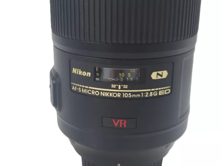 obiektyw-nikon-105mm-f28g-vr-ean-gtin-018208021604