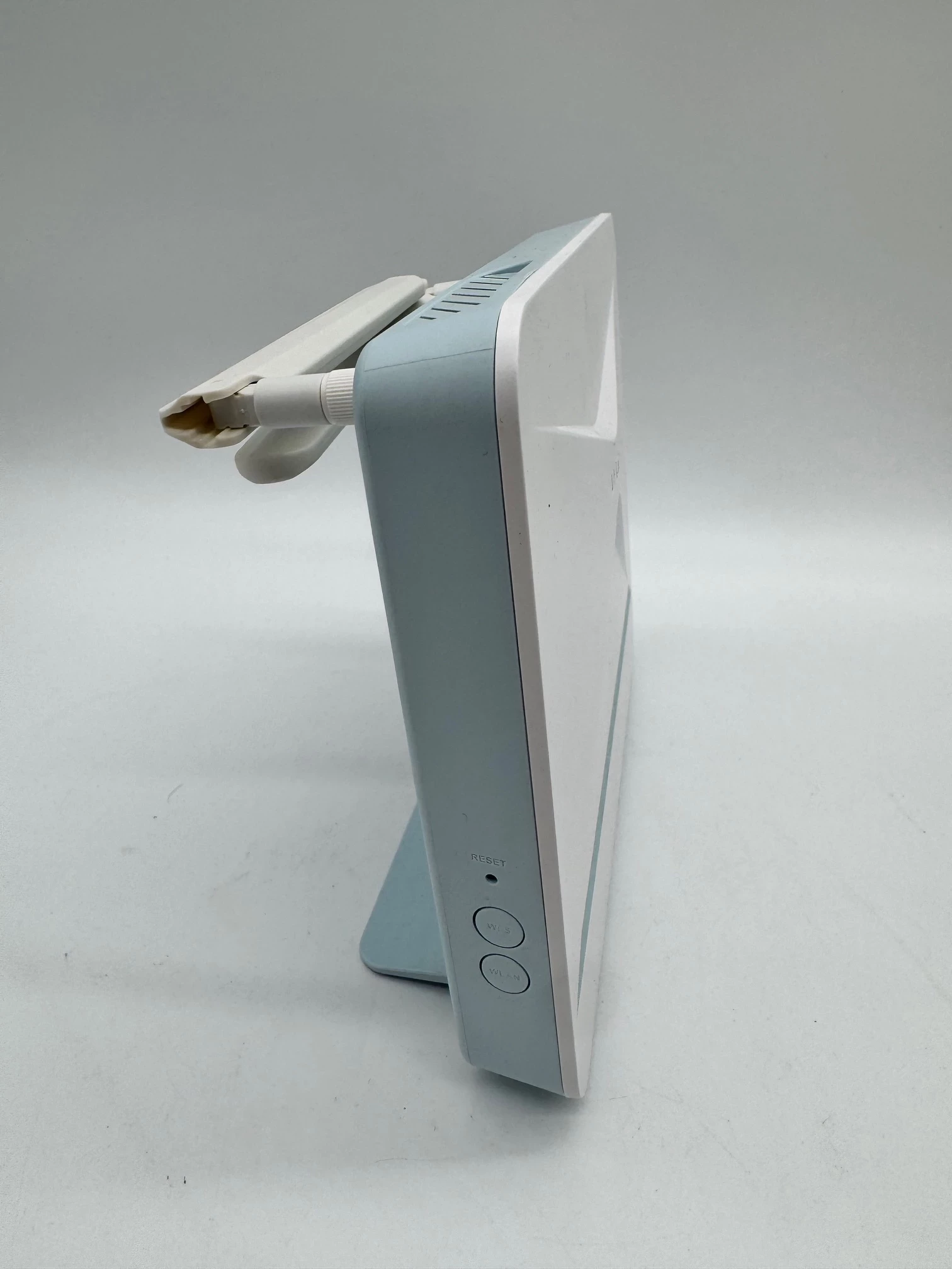 router-d-link-eagle-pro-ai-d416-kpl-stan-11323-2