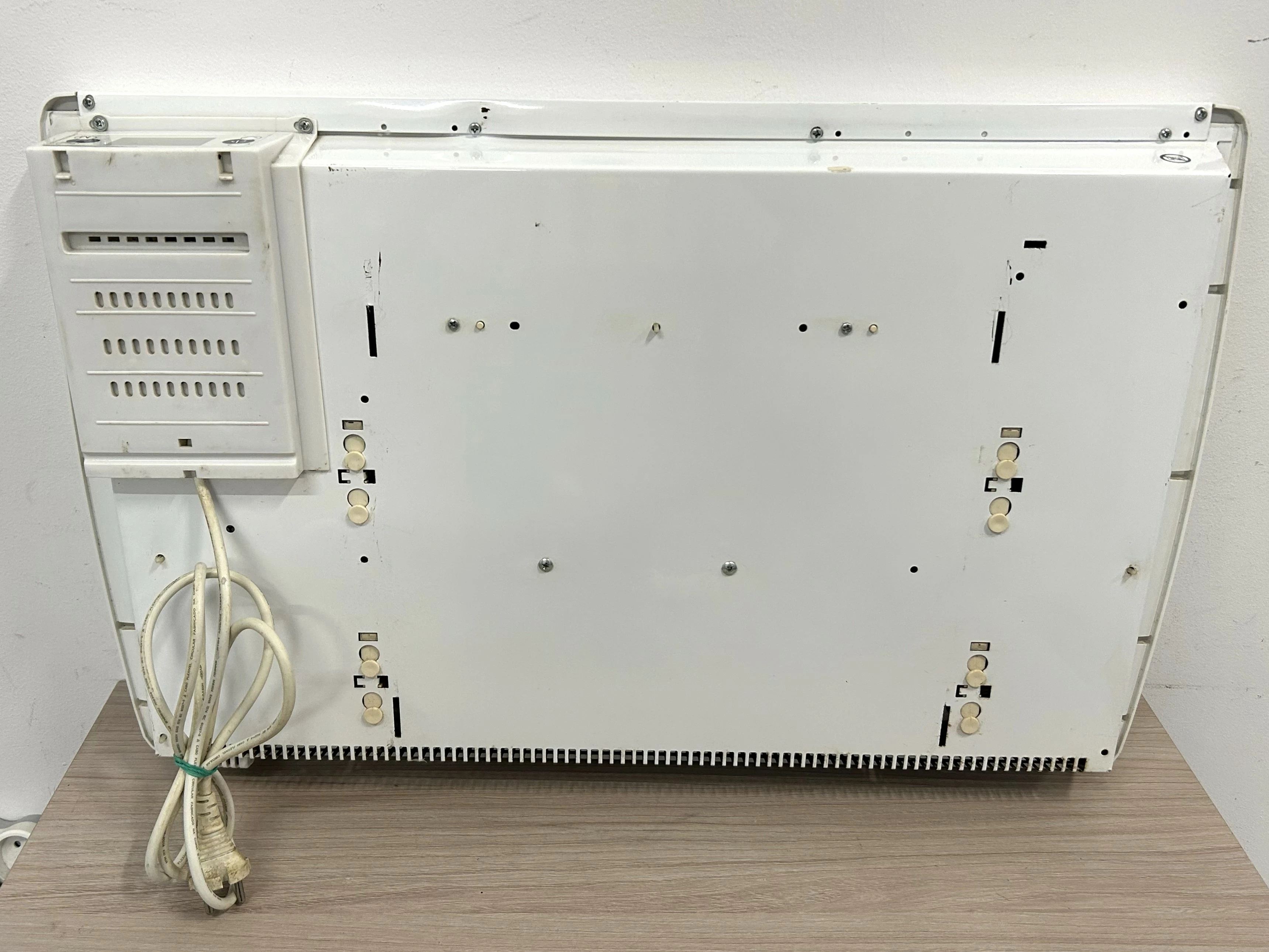 grzejnik-elektryczny-konwektorowy-ne15epc-stan-11323-2