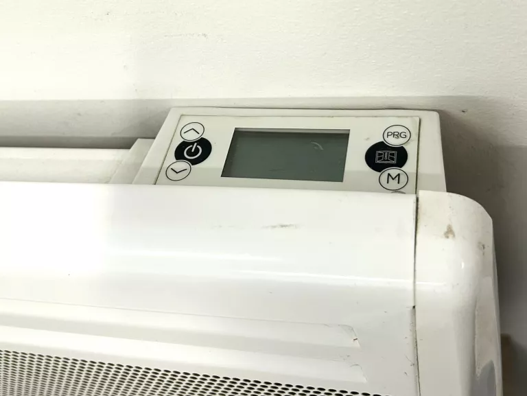 GRZEJNIK ELEKTRYCZNY KONWEKTOROWY NE15EPC