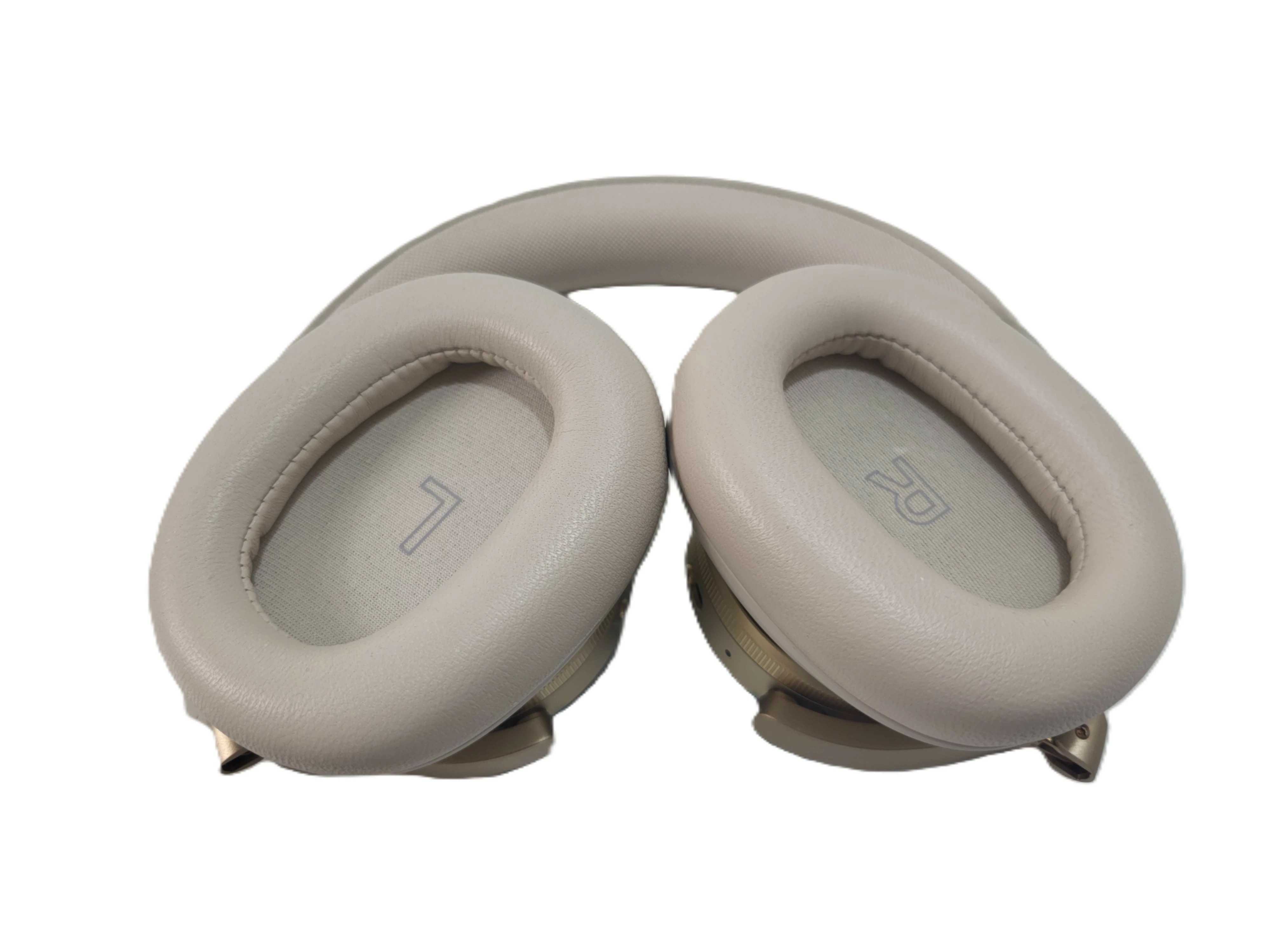 sluchawki-bezprzewodowe-wokoluszne-bang-olufsen-beoplay-h95-transmisja-sygnalu-203713-217785