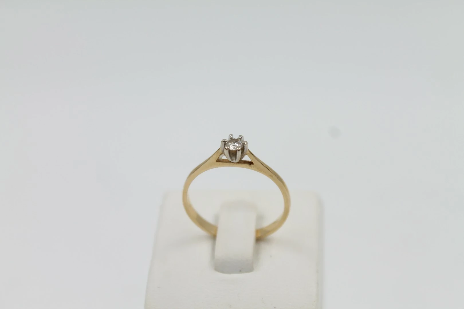 sliczny-zloty-pierscionek-z-cyrkonia-585-r12-chelminska-56-grudziadz