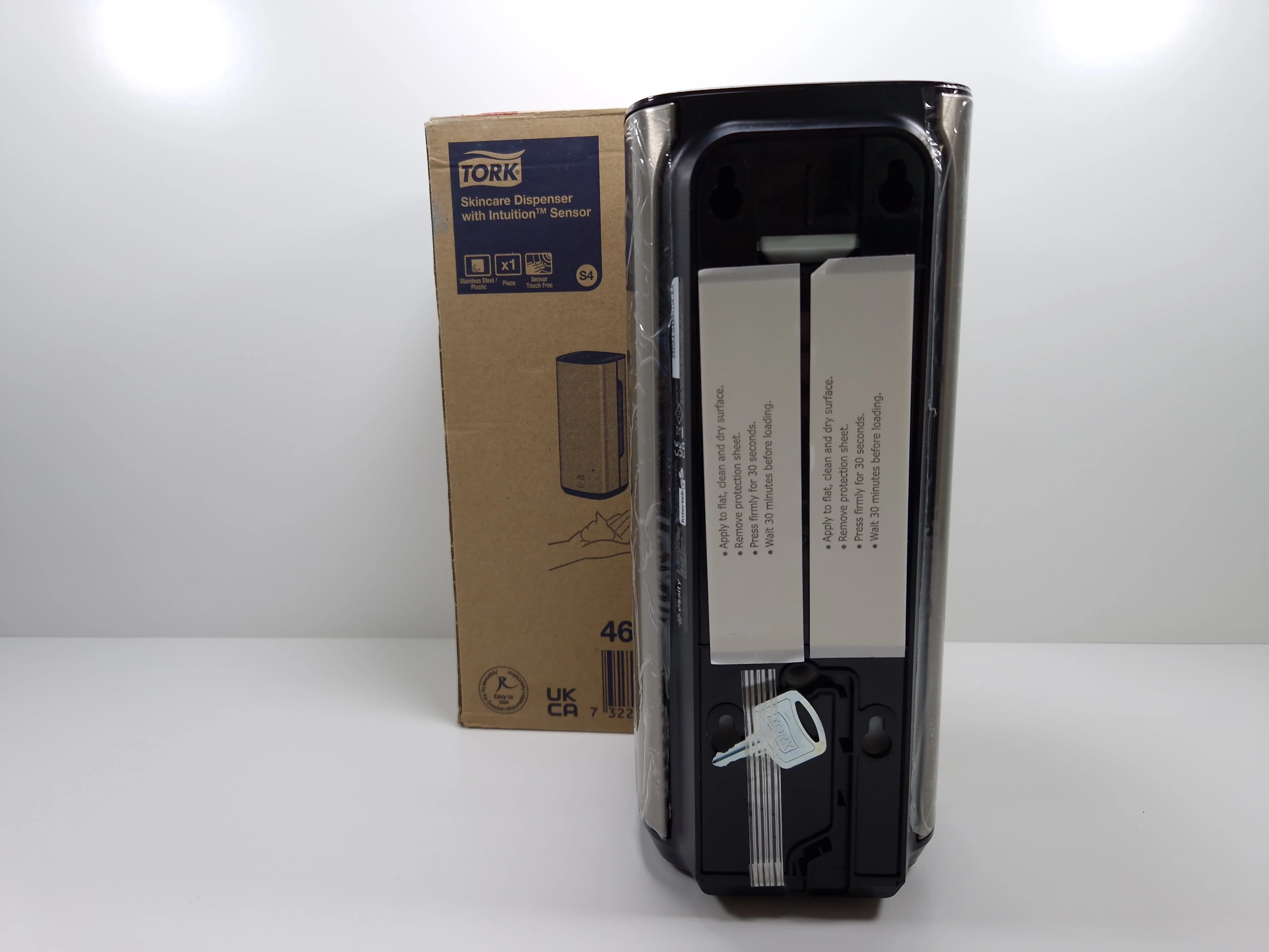 dozownik-tork-460009-s4-do-mydla-z-sensorem-stan-11323-2