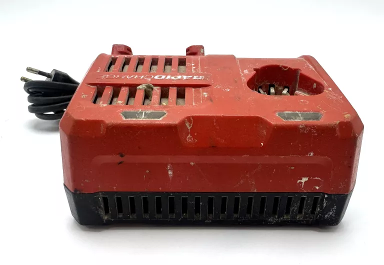 ŁADOWARKA DO AKUMULATORÓW MILWAUKEE M12-18FC