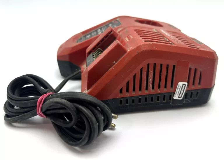 ŁADOWARKA DO AKUMULATORÓW MILWAUKEE M12-18FC