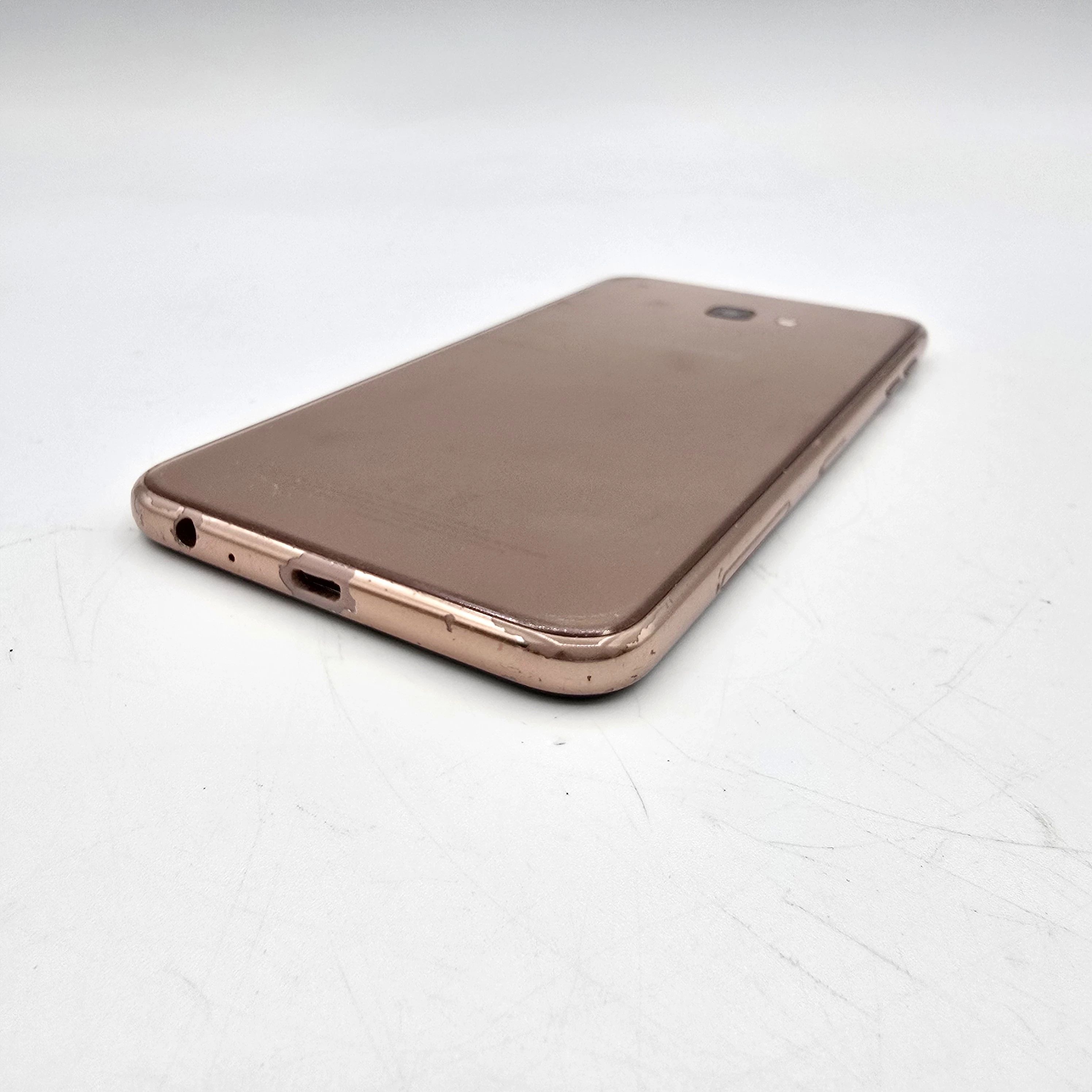 samsung-galaxy-j4-232gb-przekatna-ekranu-600