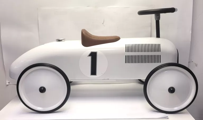 JEŹDZIK METALOWY POJAZD FORMUŁA 1 GOKI 12M+