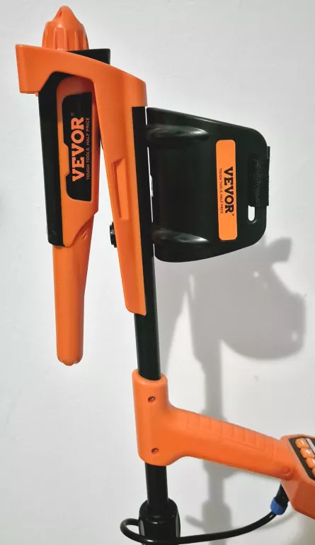 WYKRYWACZ METALU VEVOR TS185