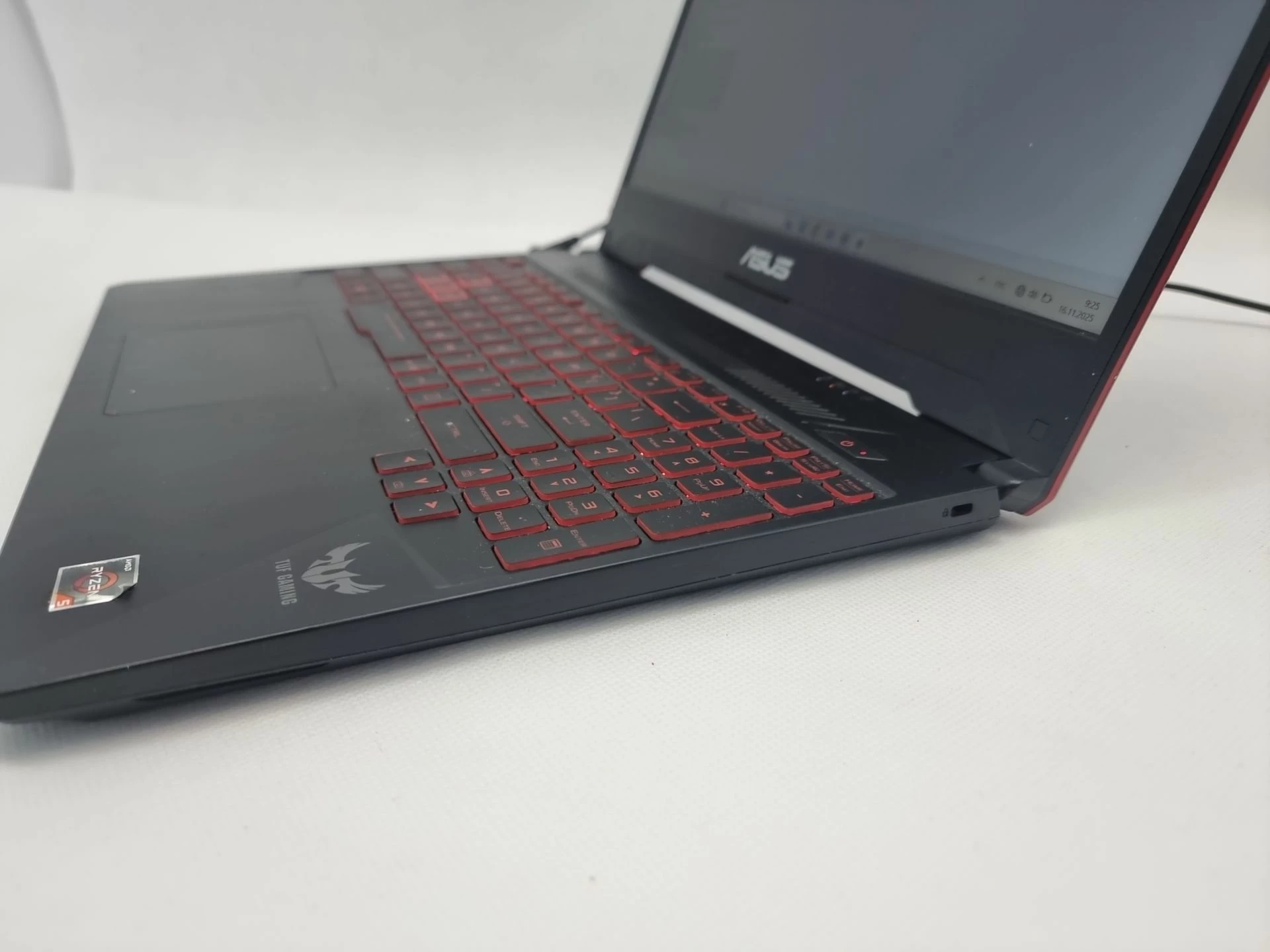 laptop-asus-tuf-fx-505dy-156-ryzen-5-3550h-16gb-ram-radeon-rx-560x-wielkosc-pamieci-ram-200941-2193