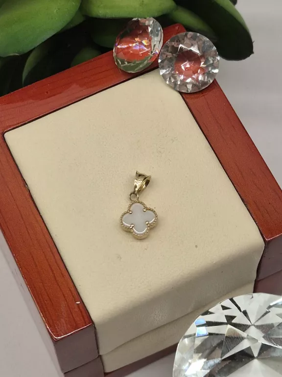 ŚLICZNA ZŁOTA ZAWIESZKA PR.585 0,84GR.