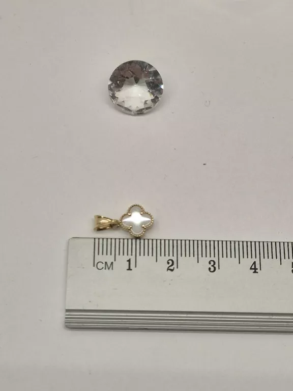 ŚLICZNA ZŁOTA ZAWIESZKA PR.585 0,84GR.