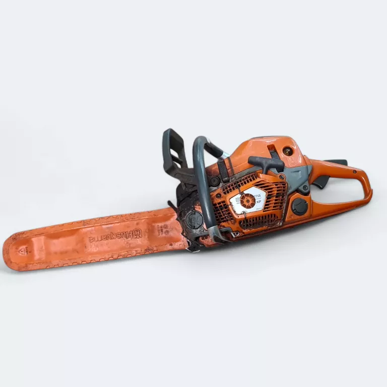 PIŁA SPALINOWA HUSQVARNA MODEL NIEZNANY