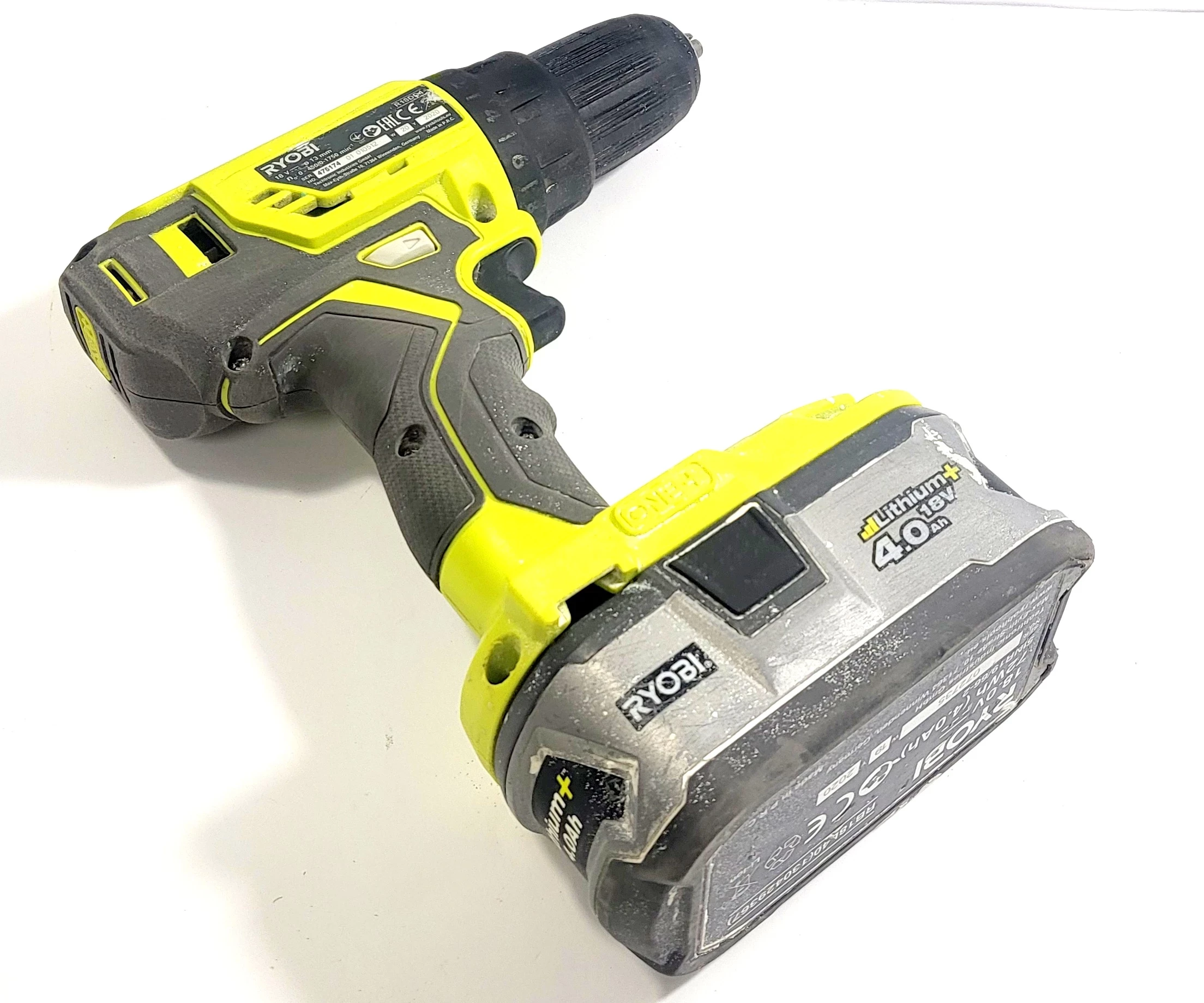 wiertarko-wkretarka-akumulatorowa-ryobi-r18dd4-waga-wiertarki-100