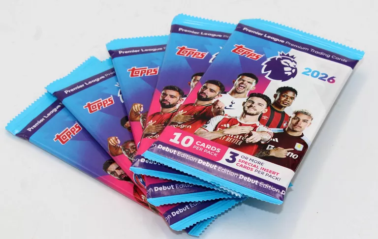 karty-pilkarskie-topps-premier-league-2026-saszetka-10-kart-ean-gtin-5053307076464