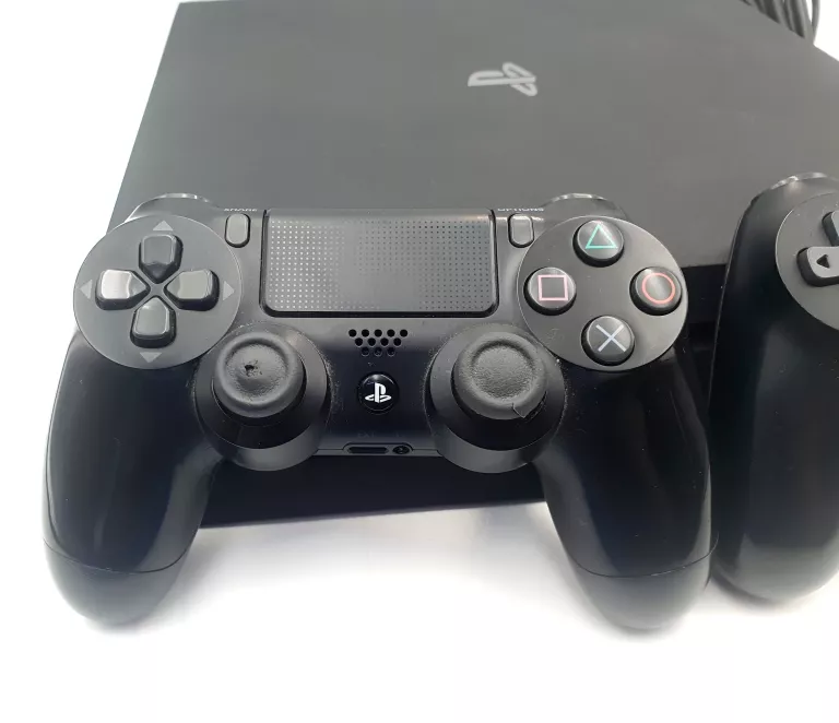KONSOLA PLAYSTATION 4 PRO+ 2 PADY+ 2 GRY