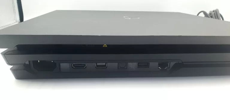 KONSOLA PLAYSTATION 4 PRO+ 2 PADY+ 2 GRY