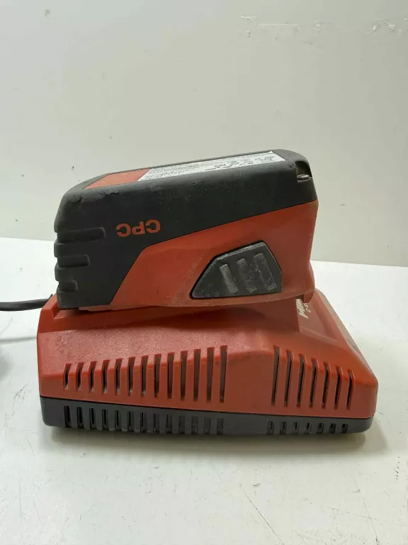 ŁADOWARKA HILTI C4/36-90 + BATERIA HILTI B 22/5,2