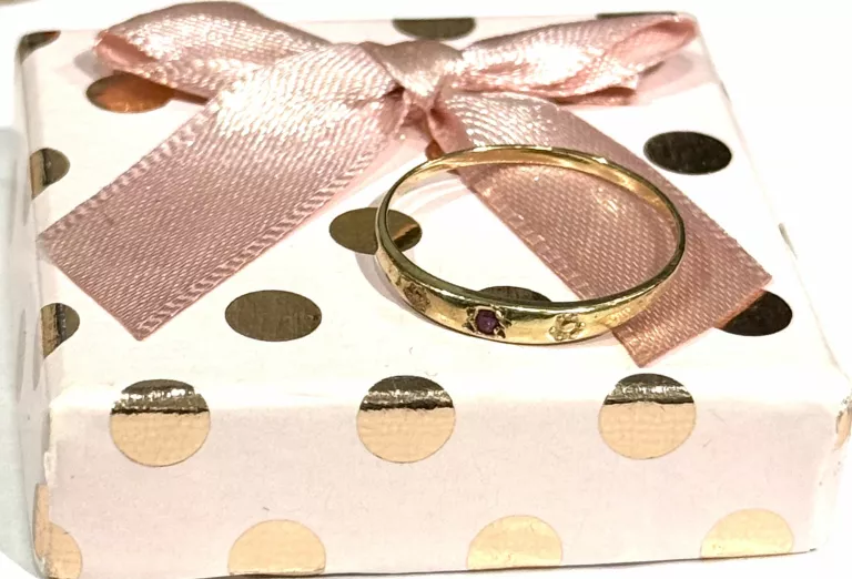 WYRÓB JUBILERSKI UŻYWANY PIERSCIONEK