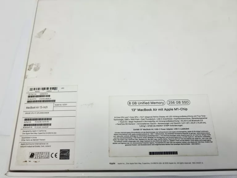 LAPTOP APPLE MACBOOK AIR APPLE M 8 GB / 256 GB