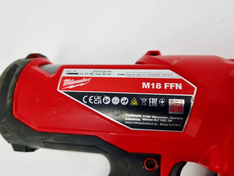 GWOŹDZIARKA MILWAUKEE M18 FFN
