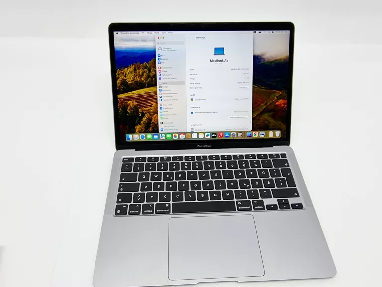 LAPTOP APPLE MACBOOK AIR APPLE M 8 GB / 256 GB