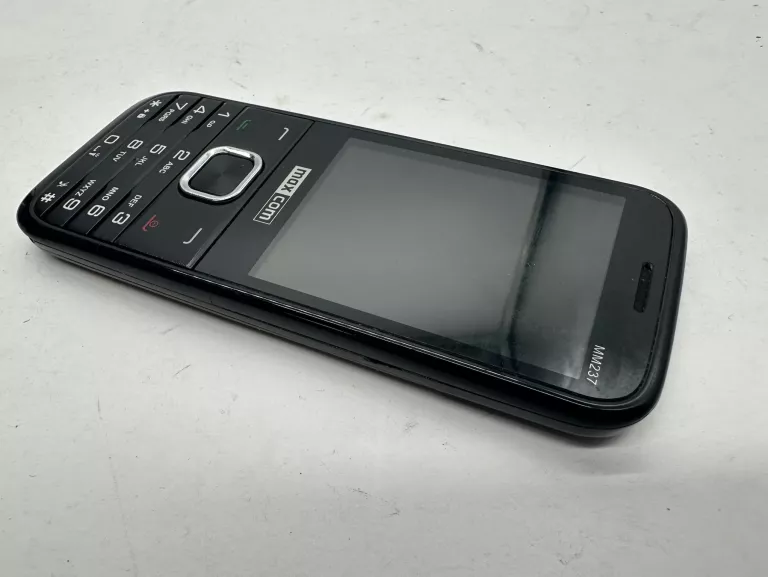 TELEFON KOMÓRKOWY MAXCOM MM237