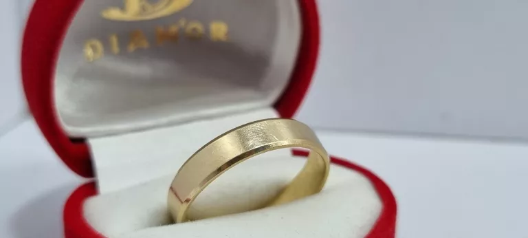 ZŁOTA OBRĄCZKA PR: 585 GR: 4.50