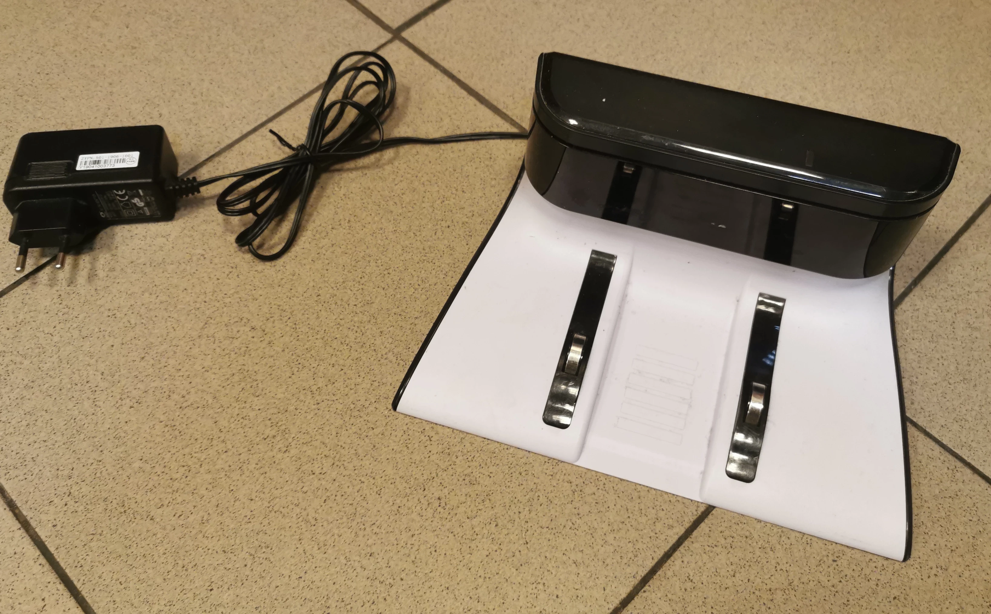 odkurzacz-robot-ilife-v8s-czujniki-205846-1