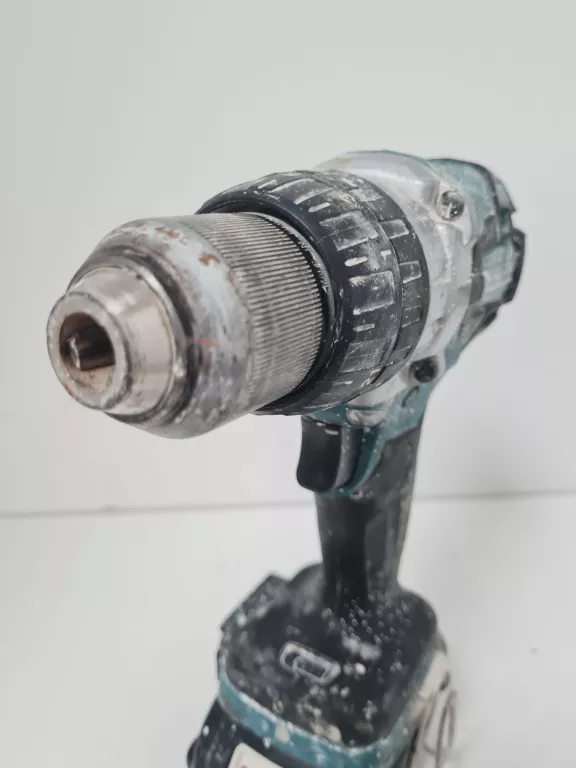 wkretarka-makita-dhp481-bateria-stan-11323-2