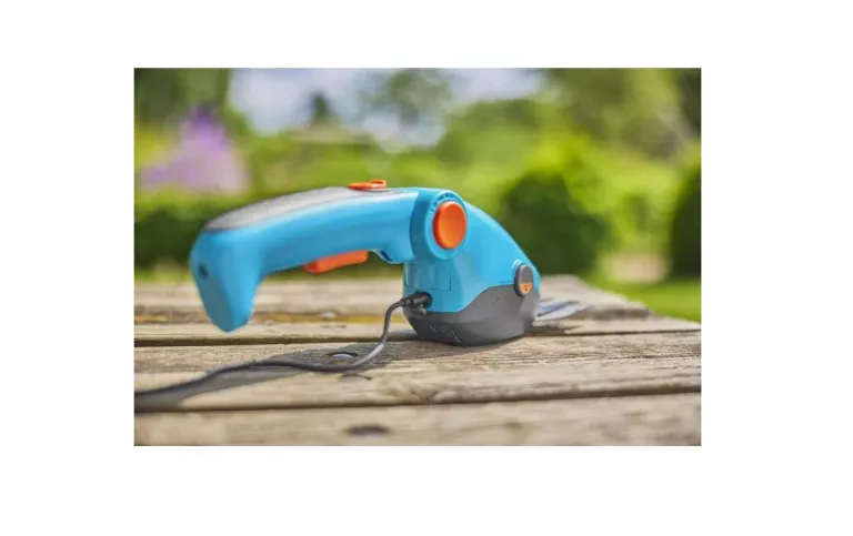 GARDENA AKUMULATOR NOŻYCE DO BRZEGÓW TRAWNIKA 9888-20