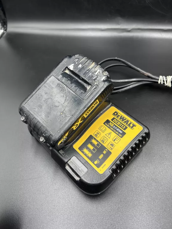 WKRĘTARKA DEWALT DCD780  + 2 BATERIE + ŁADOWARKA