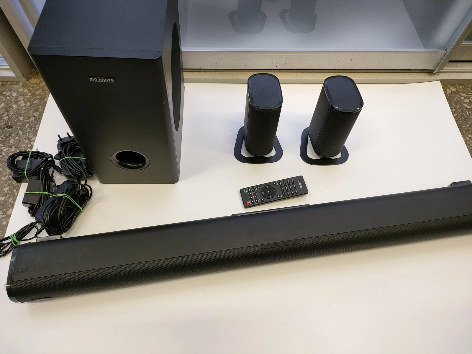 kino-domowe-51-majority-everest-rynek-4-chodziez