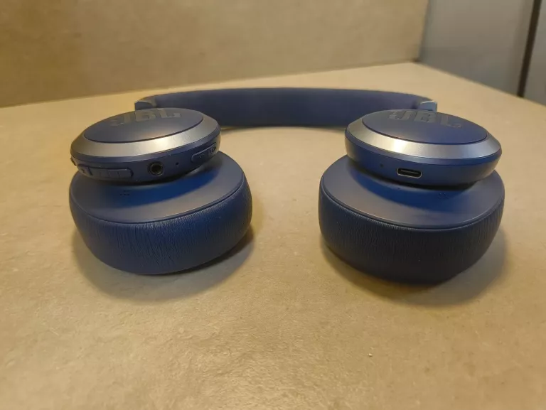 SLUCHAWKI BT JBL LIVE 770 NC