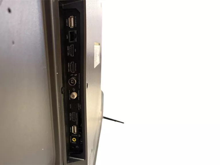 telewizor-tcl-55p615x1-55-50hz-led-4k-uhd-android-typ-telewizora-211486-250142