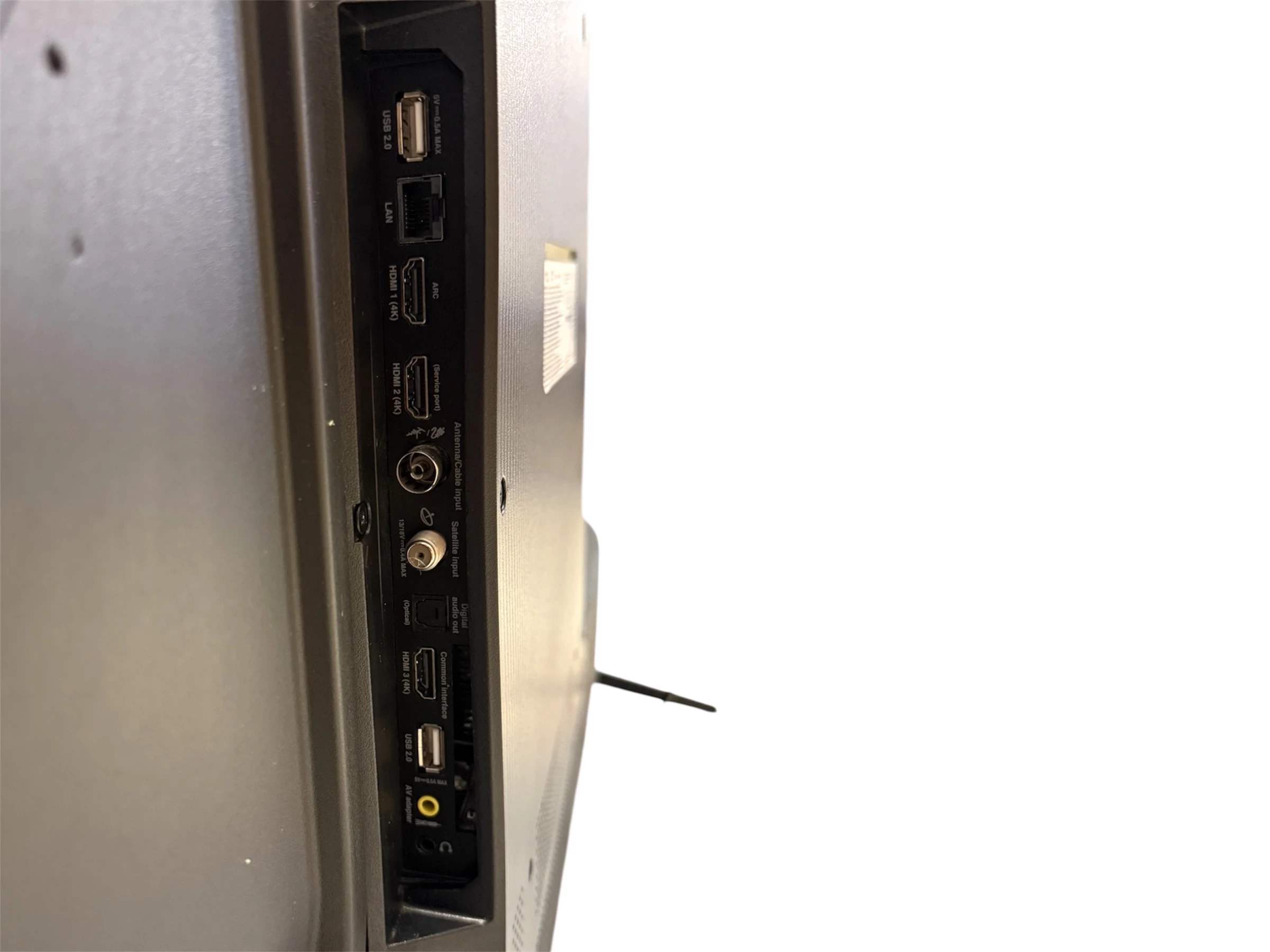 telewizor-tcl-55p615x1-55-50hz-led-4k-uhd-android-typ-telewizora-211486-250142