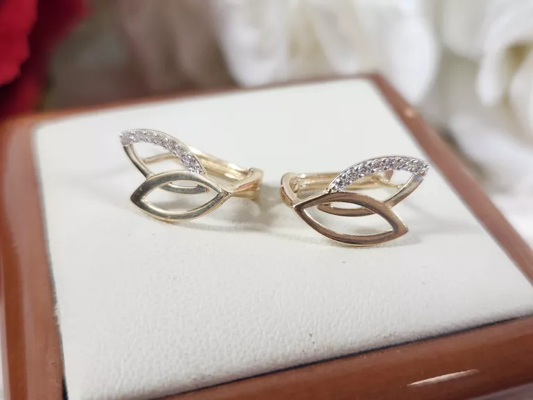 ELEGANCKIE ZŁOTE KOLCZYKI 1,87G 585