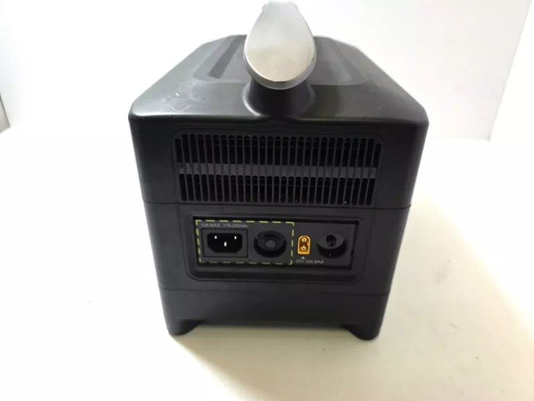 PRZENOŚNA STACJA ZASILANIA TRAVEL POWERBOX NIUESS 700W LIFEPO4 200000MAH