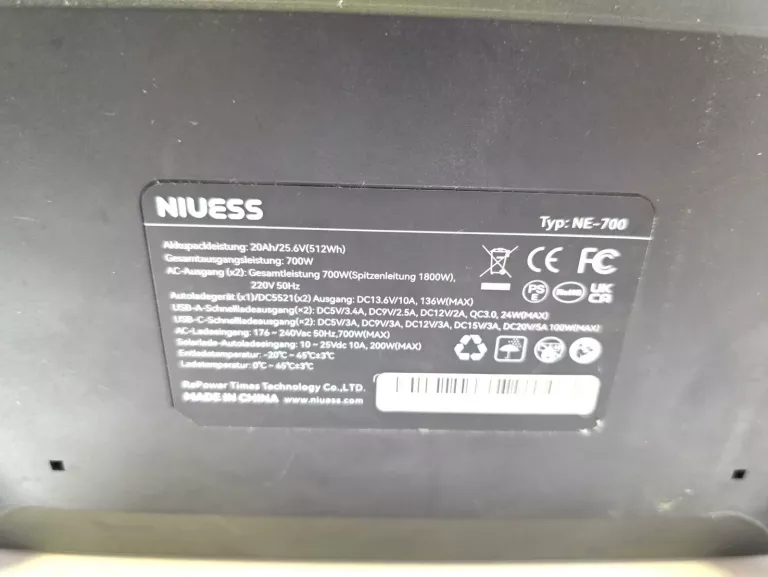 PRZENOŚNA STACJA ZASILANIA TRAVEL POWERBOX NIUESS 700W LIFEPO4 200000MAH